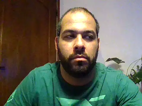 Carlos02145 webcam