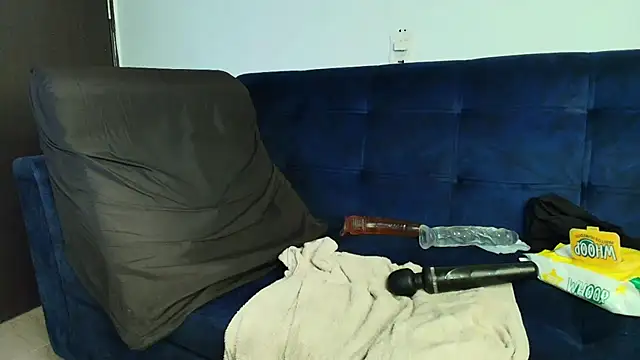 IamBlackmoon webcam