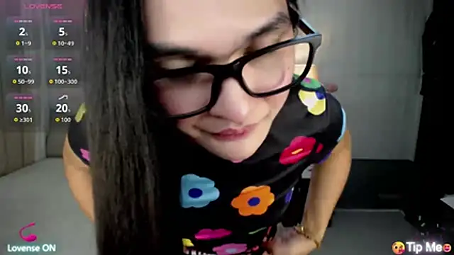 AsianSweetHeartxX webcam
