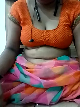 Menka_cut34 webcam