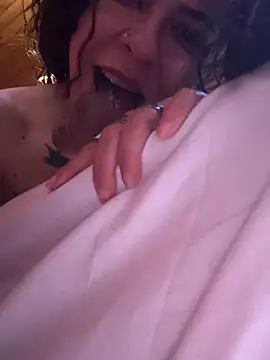 mariposapontiak420 webcam