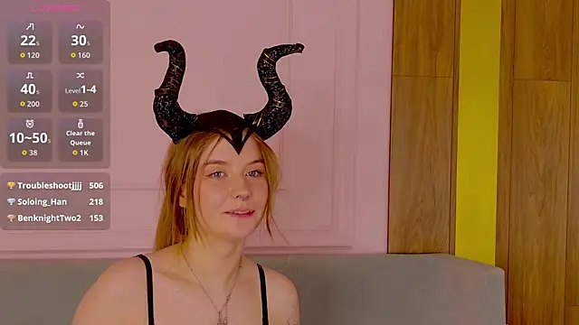 Flora_DeVille webcam
