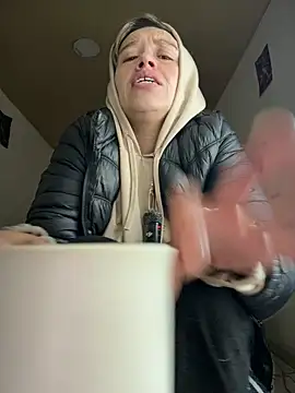 MARILYNKOVANOVA webcam