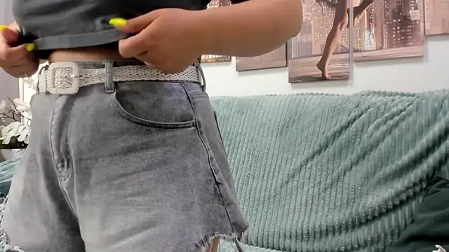 Sweetie_Rozzy webcam