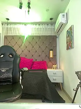 Auri__ webcam