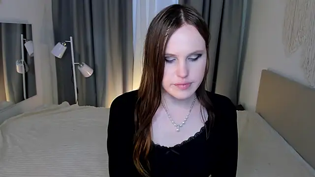 EffieMinki webcam