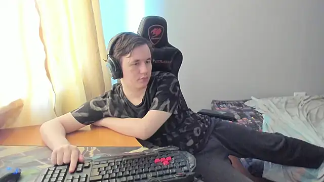 iliaskrislove webcam