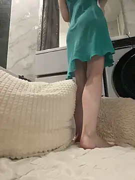 Kitty_Kisss webcam