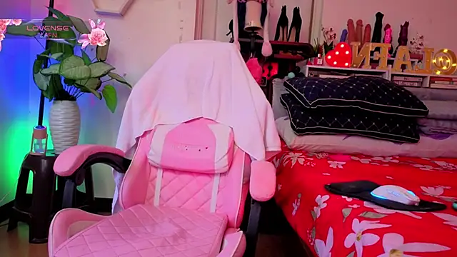 25sweetlilbunny webcam