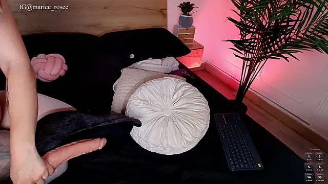 Mariee_rosee webcam