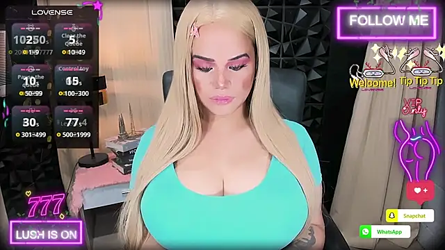 xHugeHarleySelfsuckerx webcam