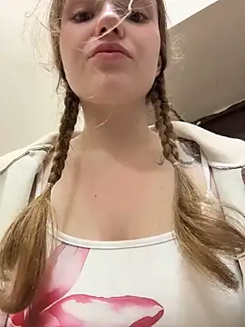 RussianWoman webcam