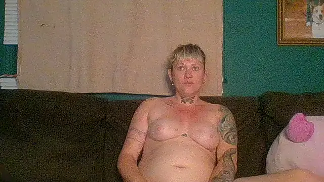 RosieSwitchBitch webcam