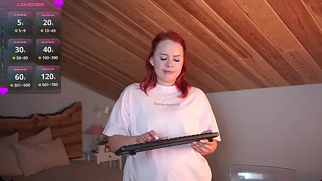 alexis_bess webcam