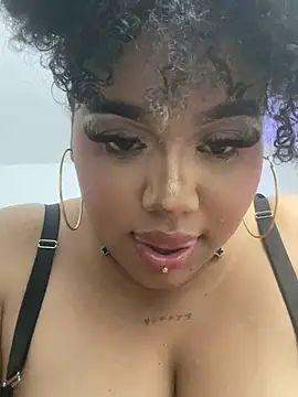 SunniieeFrequency webcam