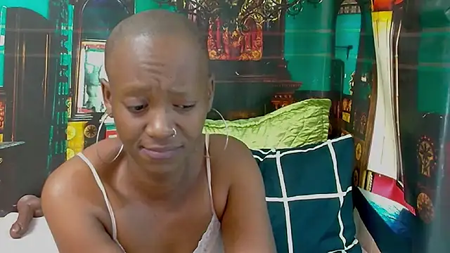 EbonyOlive69 webcam