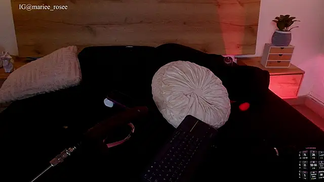 Mariee_rosee webcam