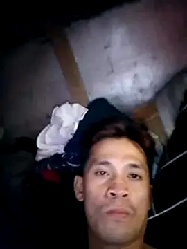 HOT-ASIANBABYBOY webcam