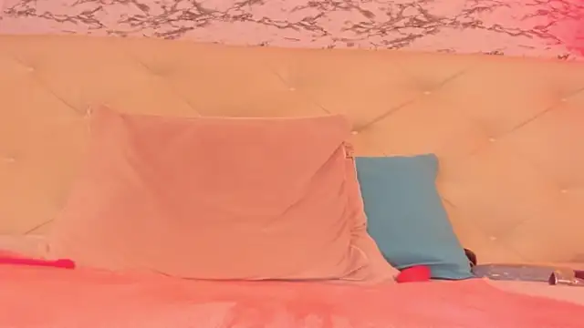Lili__taylor webcam