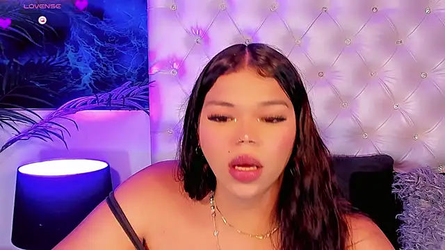 Keira_Fox31 webcam