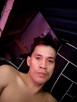 HOT-ASIANBABYBOY webcam