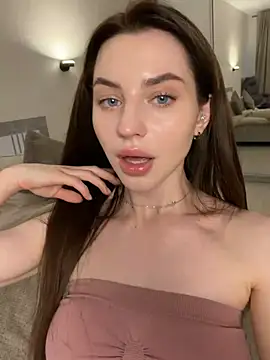 Camilla_Railian webcam