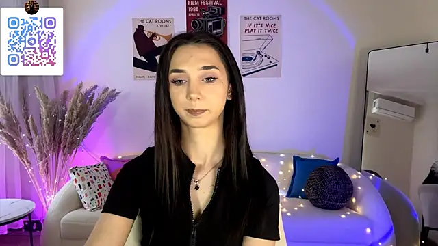 LinaMour webcam