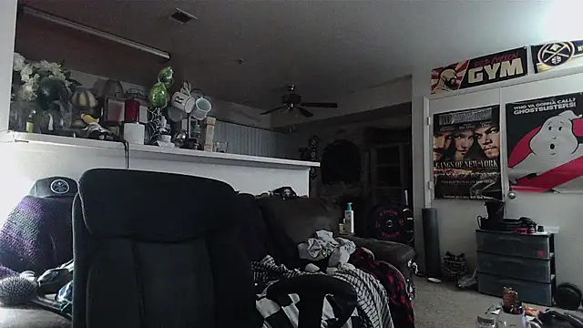 biggerisbetter12 webcam