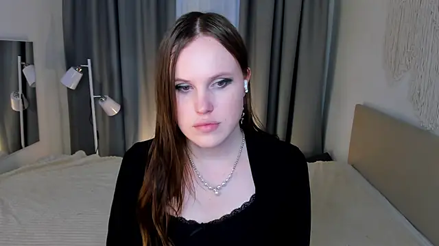 EffieMinki webcam