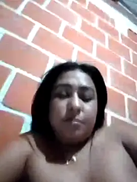 Scarlet_01_ webcam