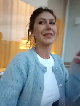 CelynaRoss live sex cam