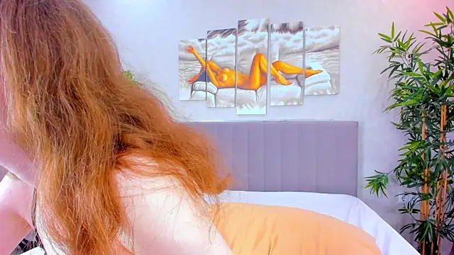 Camilla_Kelly webcam