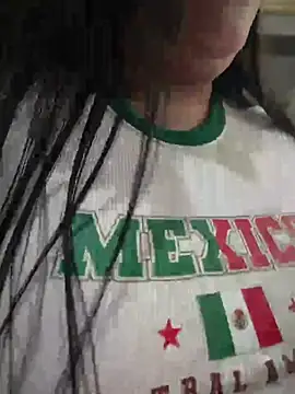 cami_ortiz__ webcam