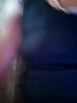 phuongtrinh1 live cam on StripChat