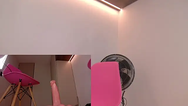Sarah_cam06 webcam