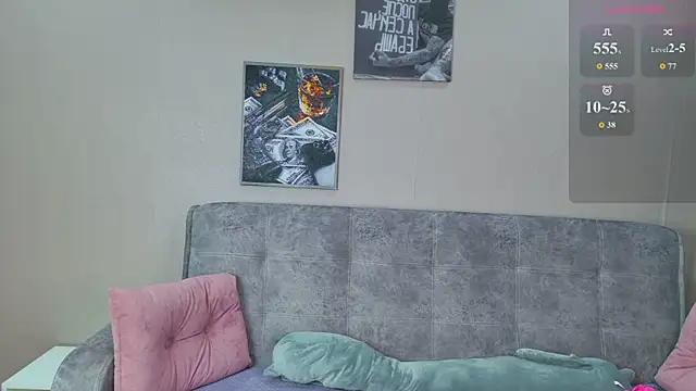 Curvy_Dynamite_ webcam