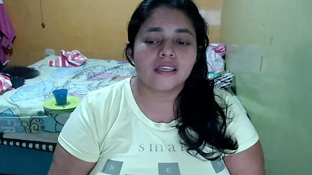 yulieth_bbw webcam