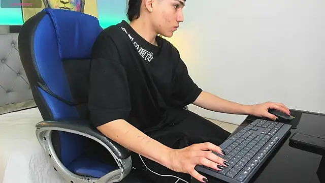 SamBlack_ webcam