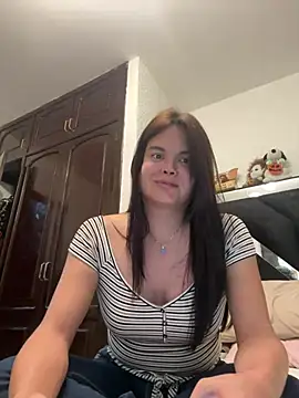 Wheamarelle - Couple webcam sex chat