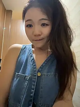 美女xiaochengzi505在线直播