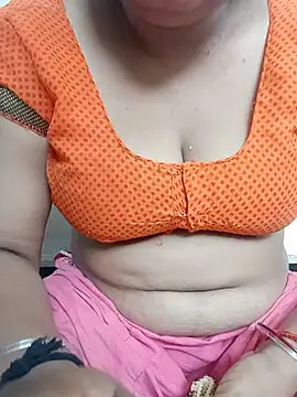 Menka_cut34 webcam