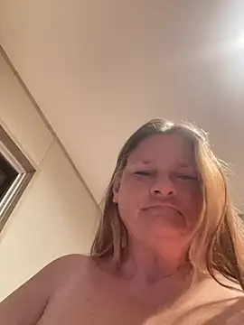 Roxie6989 webcam