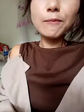 Linda-yiyi webcam