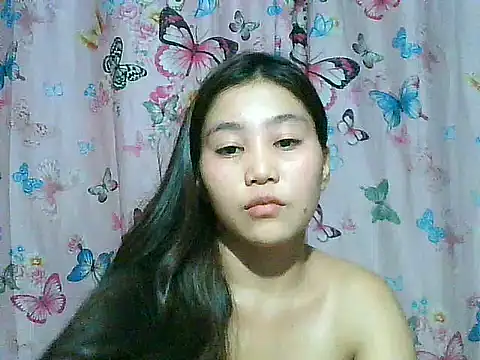SexyAsianPussy4u live cam on StripChat