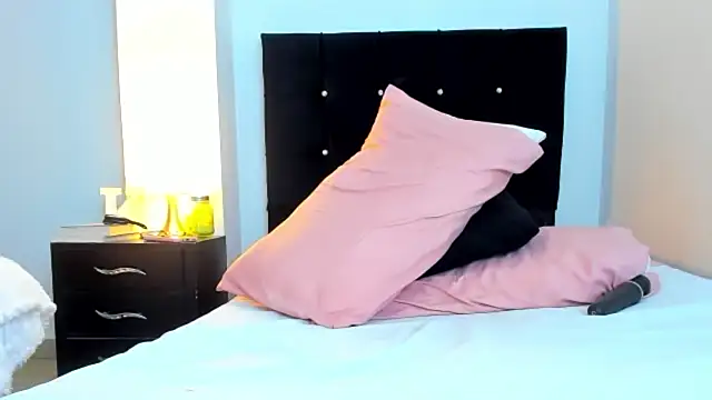 kathyajhonss webcam