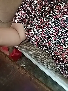 Simran_008 webcam