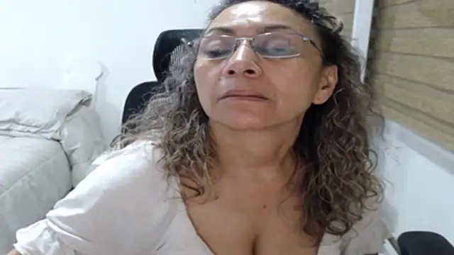 jesy_hot webcam