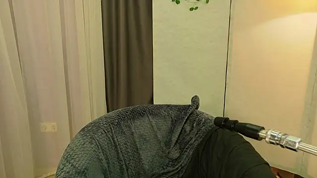 Betty_June webcam
