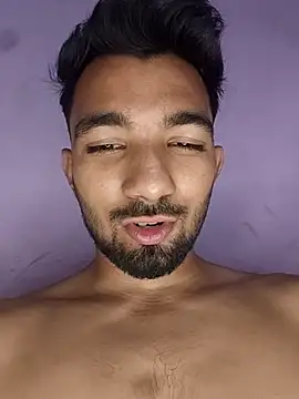 ItsPlayboy031 Live Webcam on Stripchat