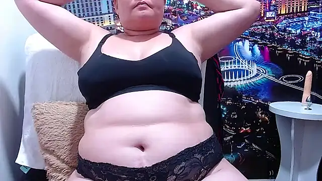 tila_nastyy webcam